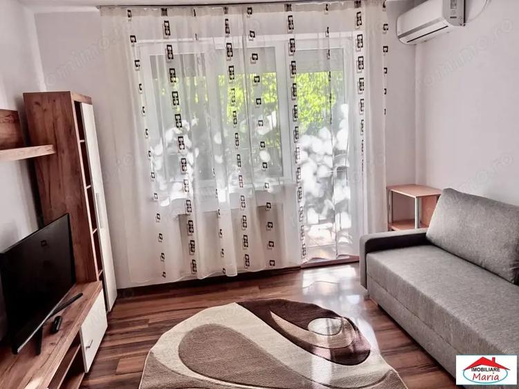 Apartament cu 3 camere în Careiului