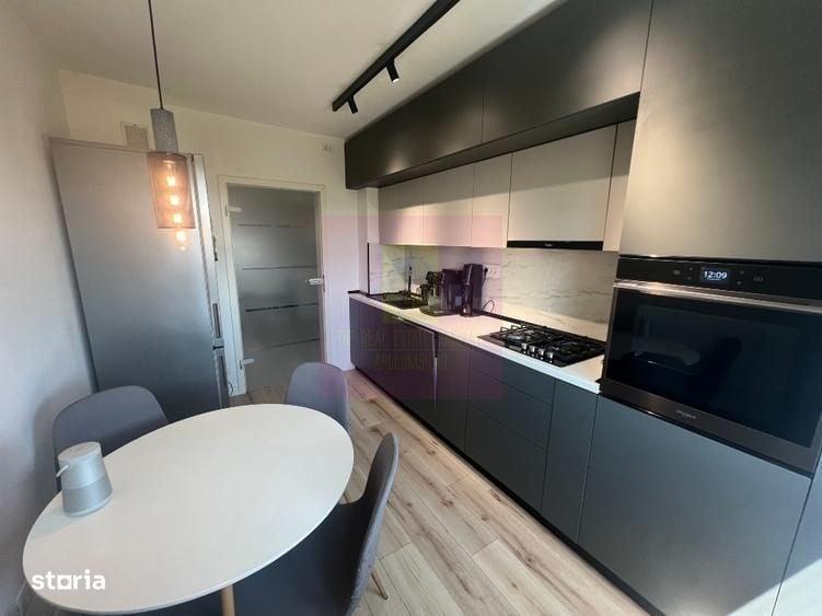 Apartament cu 4 camere în Morarilor