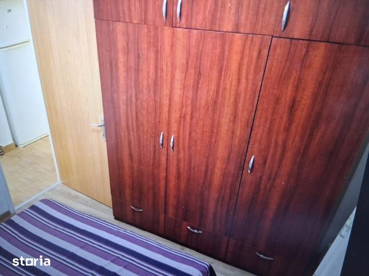 Apartament cu 2 camere decomandat în Tei