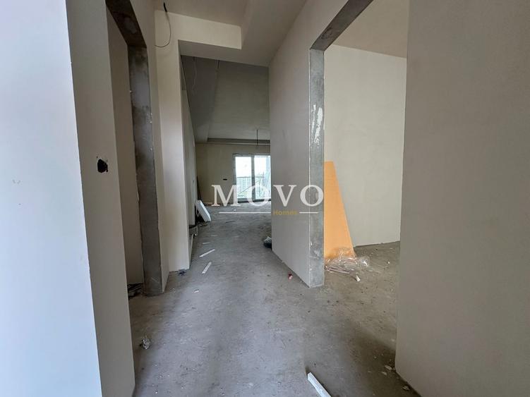 Duplex cu 4 camere cu Teren 300 Mp în Săcălaz