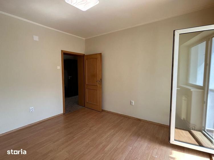 Apartament cu 2 camere decomandat în Răcădău