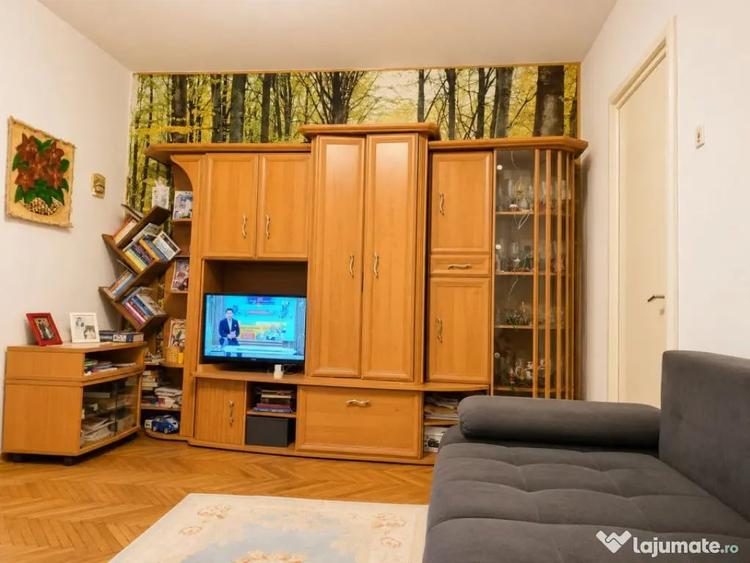 Apartament cu 2 camere semidecomandat în Crevedia