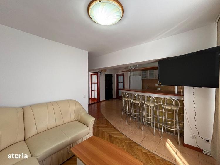 Apartament cu 3 camere decomandat în Vasile Aaron