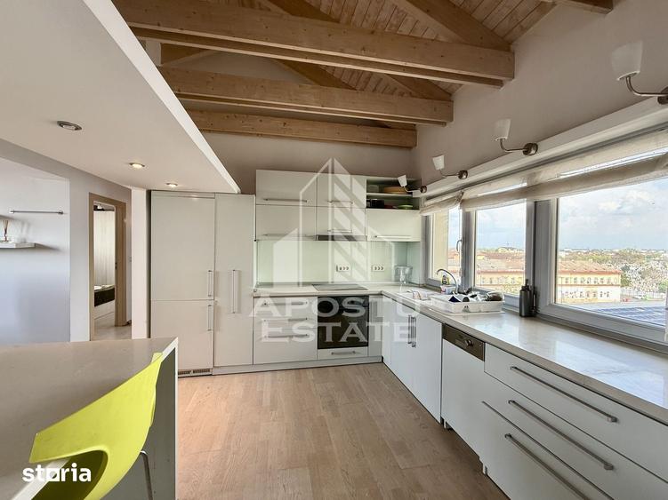 Apartament cu 4 camere decomandat în Complex Studențesc
