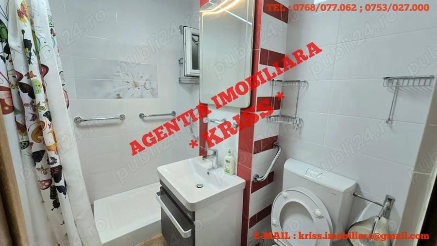 Apartament cu 4 camere decomandat în Central