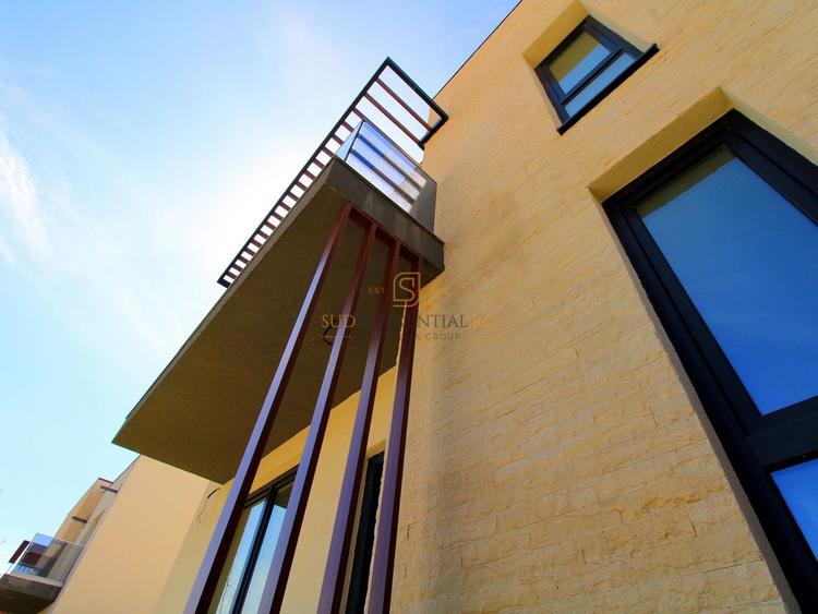 Duplex cu 4 camere cu Canalizare în Vidra