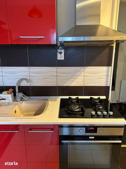 Apartament cu 3 camere în Micro 16