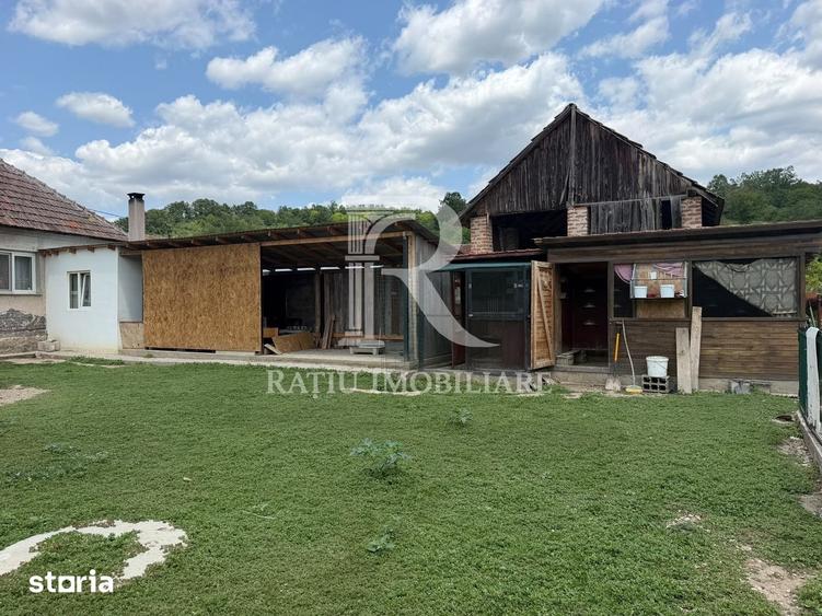 Casă cu 2 camere cu Teren 1033 Mp în Sânmartin