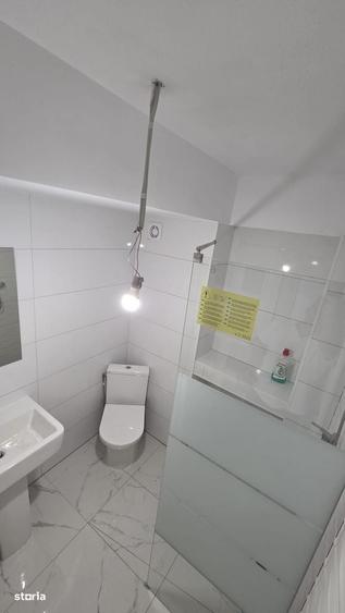 Apartament cu 3 camere în Hlincea