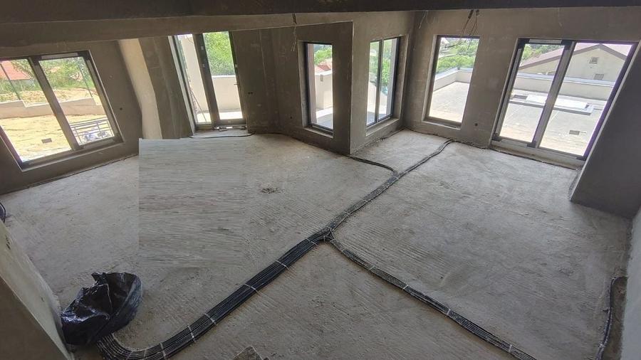 Casă individuală cu 5 camere cu Canalizare în Feleacu