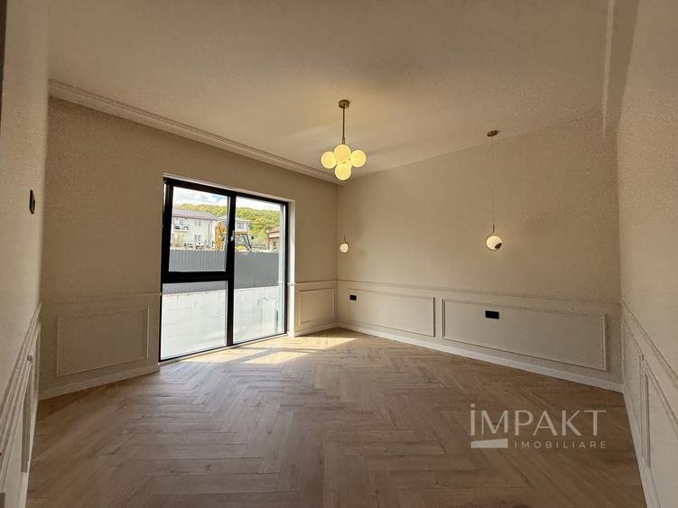 Duplex cu 4 camere cu Canalizare în Chinteni