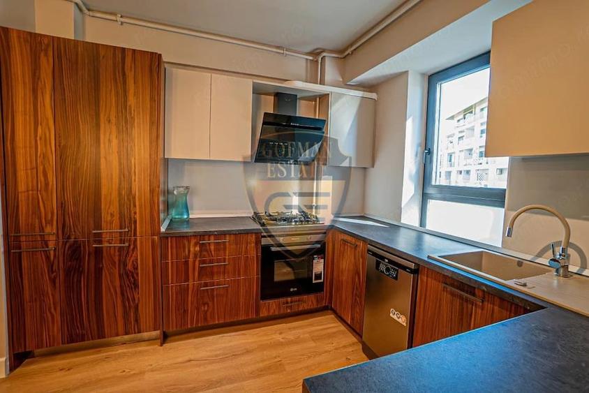 Apartament cu 2 camere decomandat în Universitate