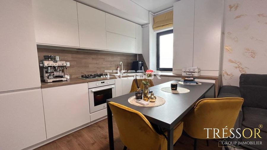 Apartament cu 3 camere decomandat, mobilat în Universitate