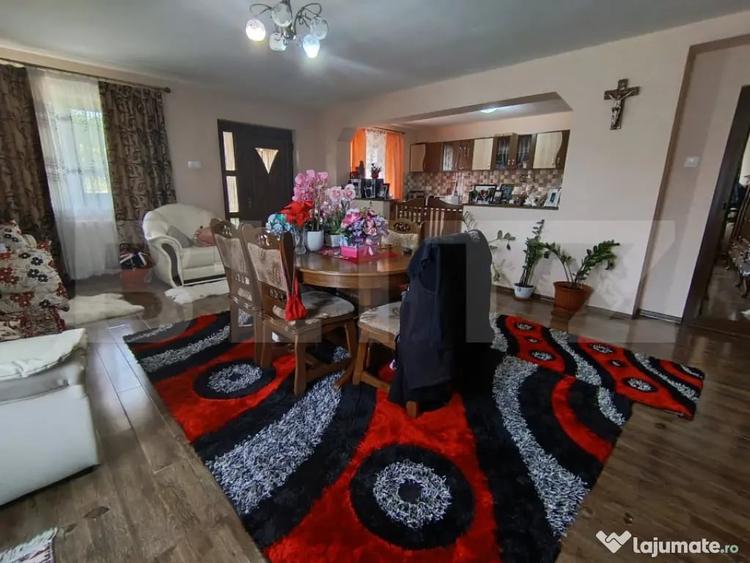 Casă cu 4 camere cu Teren 800 Mp în Central