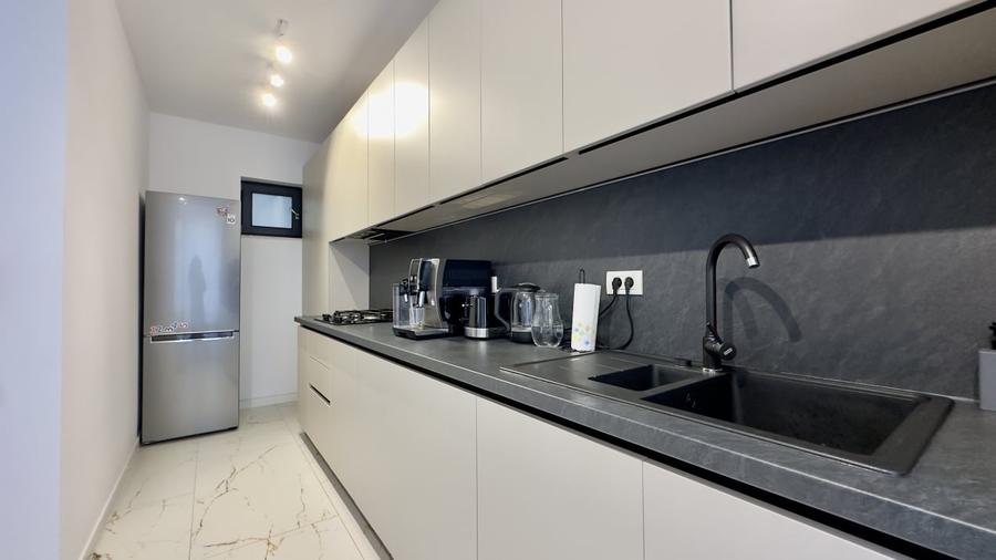 Duplex cu 4 camere cu Canalizare în Nord