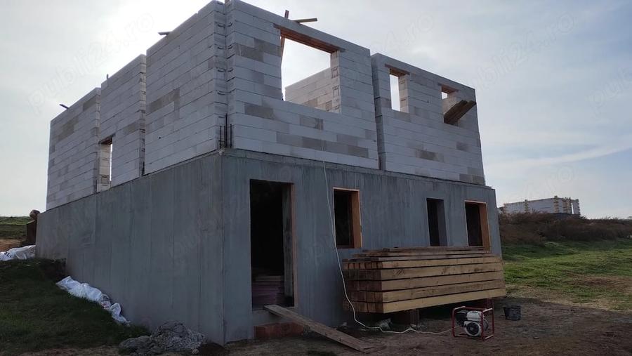 Casă cu Teren 300 Mp în Cordău