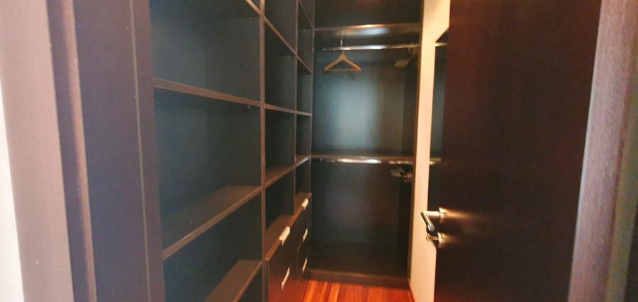 Apartament cu 3 camere decomandat, mobilat în Iancu Nicolae