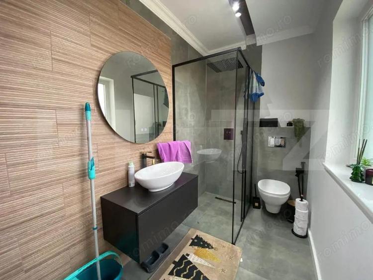 Casă cu 6 camere cu Teren 1460 Mp în Jucu