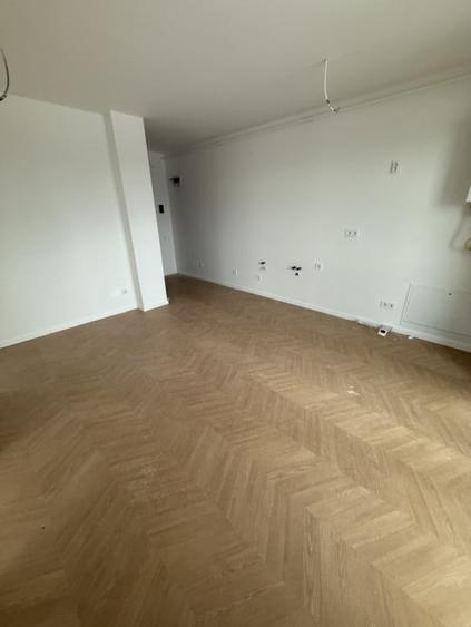 Apartament cu 3 camere semidecomandat în Apahida
