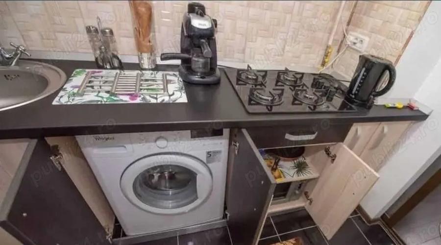 Garsonieră decomandată în Central