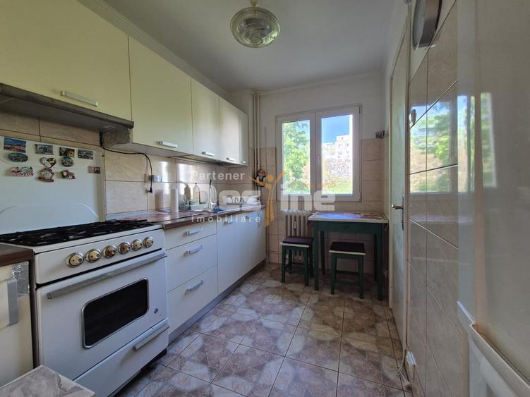 Apartament cu 3 camere circular, mobilat în Berceni