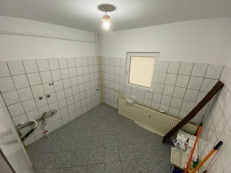 Spațiu comercial, de 70 mp, în Siderurgiștilor