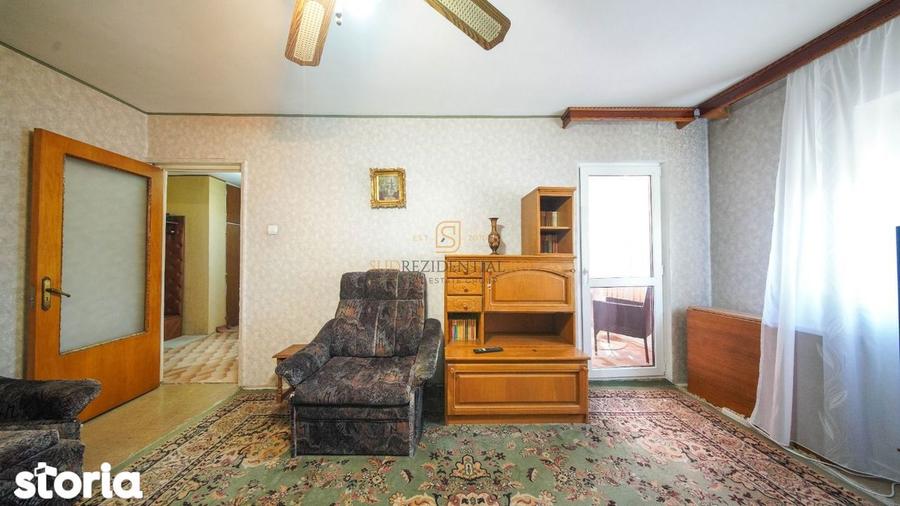 Apartament cu 3 camere, mobilat în Băneasa