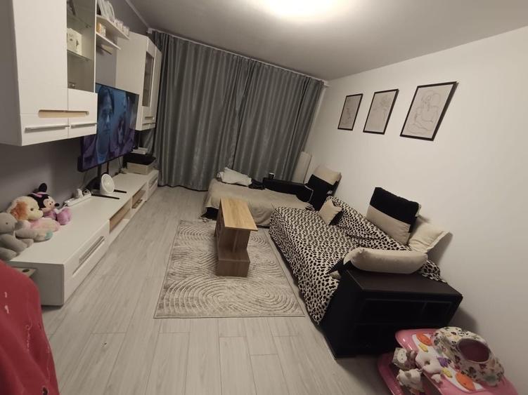 Apartament cu 2 camere decomandat în Giurgiului
