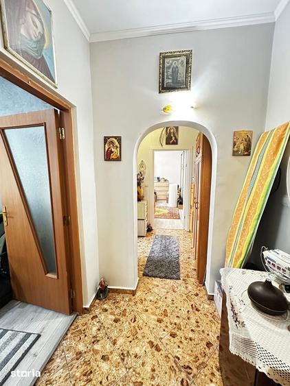 Casă cu 4 camere cu Teren 140 Mp în Centrul Civic