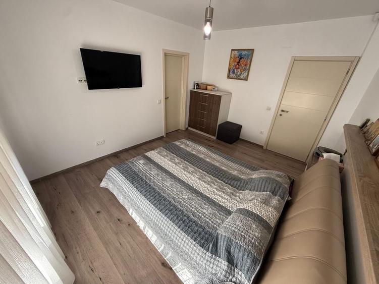 Casă cu 4 camere în Satu Nou de Jos