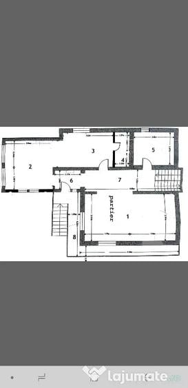 Apartament cu 7 camere decomandat în Burdujeni