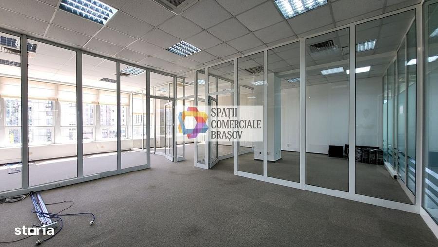 Spațiu comercial, de 496 mp, în Central