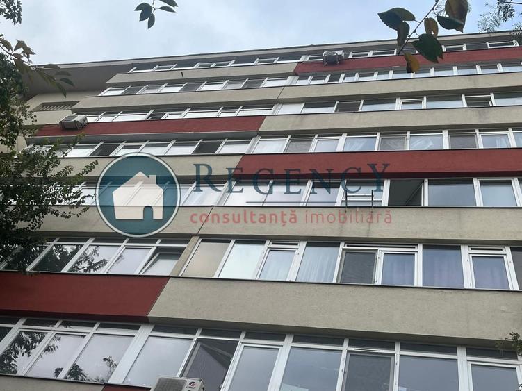 Apartament cu 2 camere semidecomandat, mobilat în Eroii Revoluției