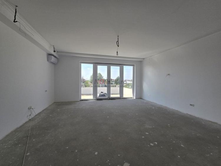 Casă individuală cu 5 camere cu Piscina în Cernica