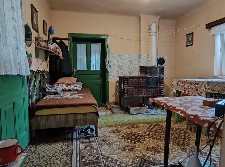 Casă cu 3 camere în Călanu Mic