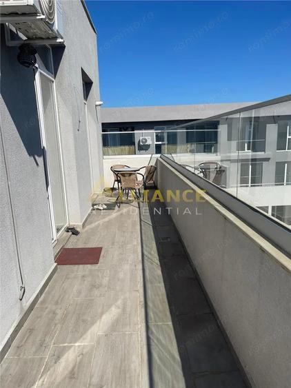 Apartament cu 3 camere decomandat, mobilat în Vitan