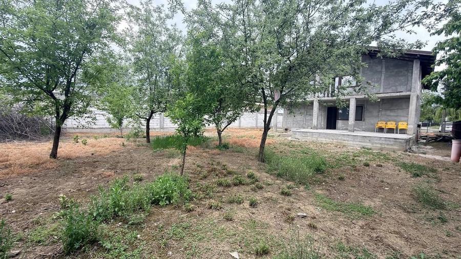 Casa sptioasa cu potential real in Maracineni la 5 pasi de Pitesti-Arges! - 2