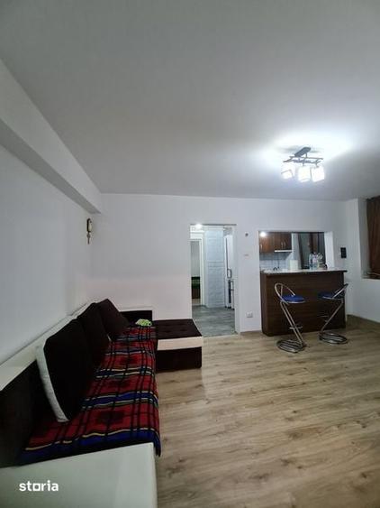 Apartament cu 3 camere semidecomandat în Țiglina 1