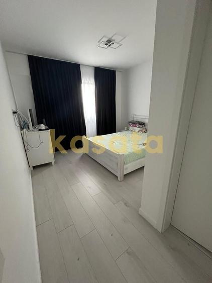 Apartament cu 3 camere decomandat, mobilat în Theodor Pallady