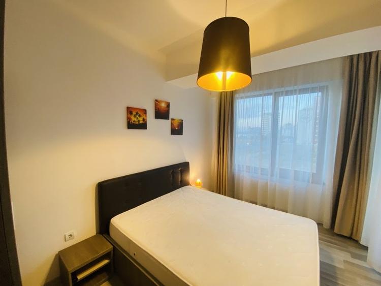 Apartament cu 2 camere semidecomandat, mobilat în Central