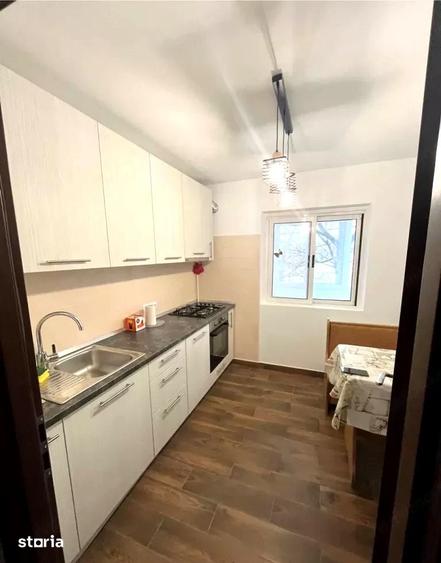 Apartament cu 2 camere decomandat în Berceni