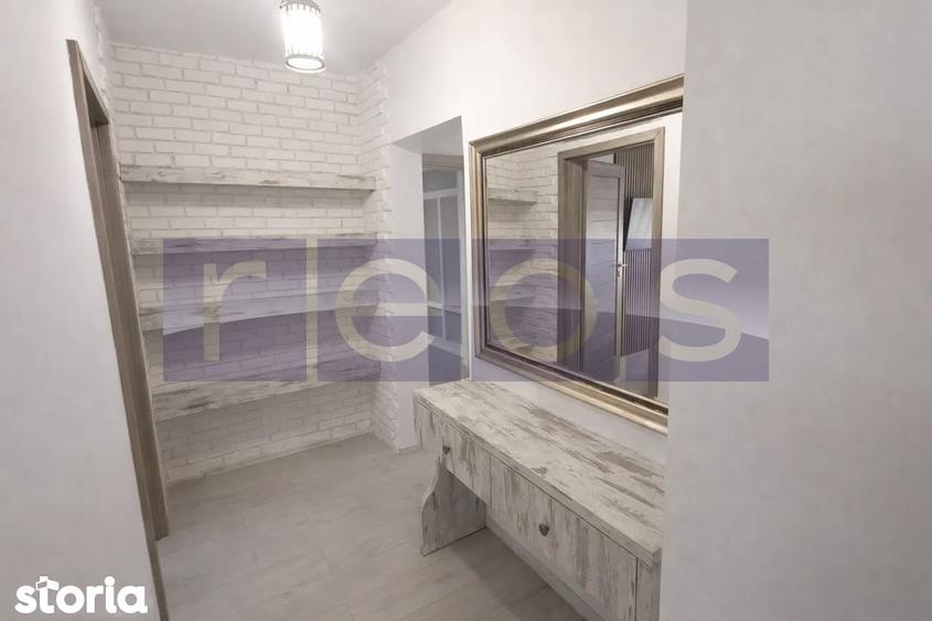 Apartament cu 4 camere decomandat, mobilat în Tei