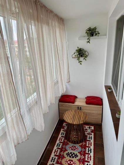 Apartament cu 2 camere semidecomandat în Tineretului