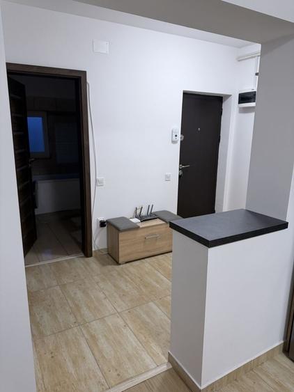 Apartament cu 2 camere decomandat în Florești
