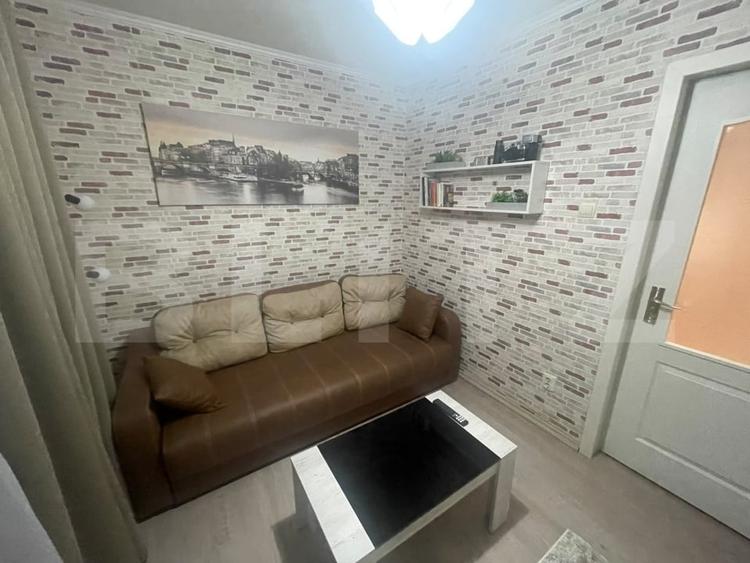 Apartament cu 3 camere decomandat în Reghin