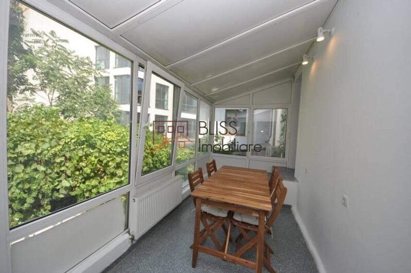 Apartament cu 5 camere decomandat în P-ța Dorobanți