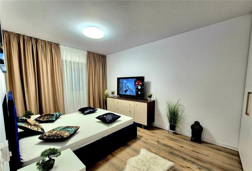 Apartament cu 3 camere decomandat în Aroneanu