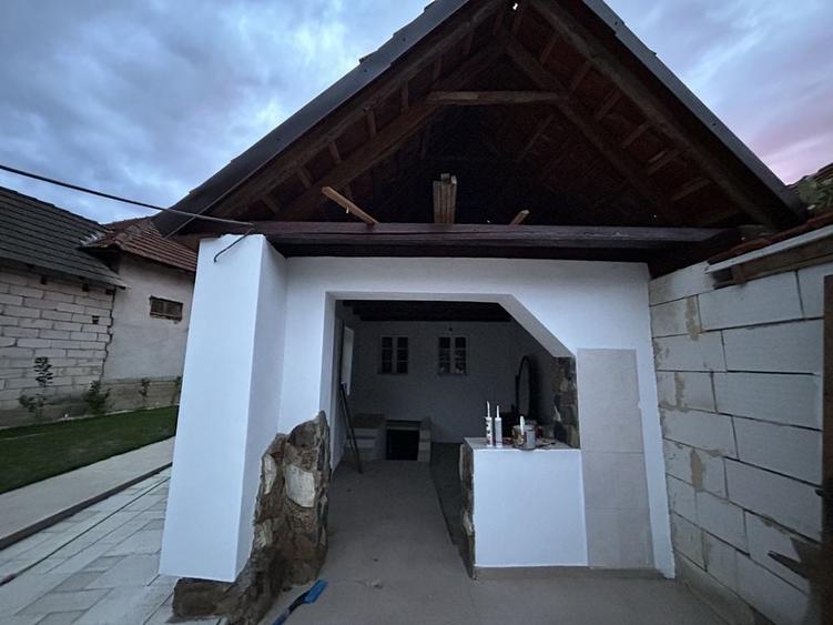 Casă cu 3 camere în Finiș