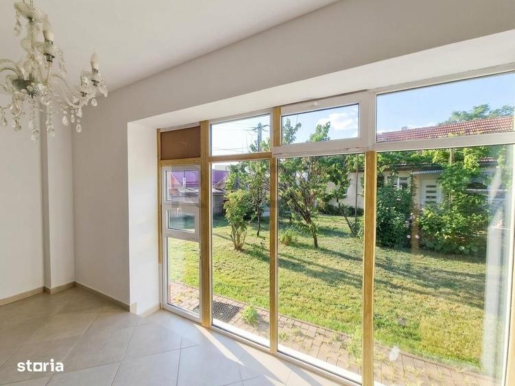 Casă cu 4 camere cu Teren 2700 Mp în Girișu de Criș