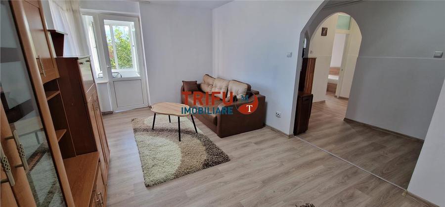 Apaertament de inchiriat 3 camere zona Centru - 1